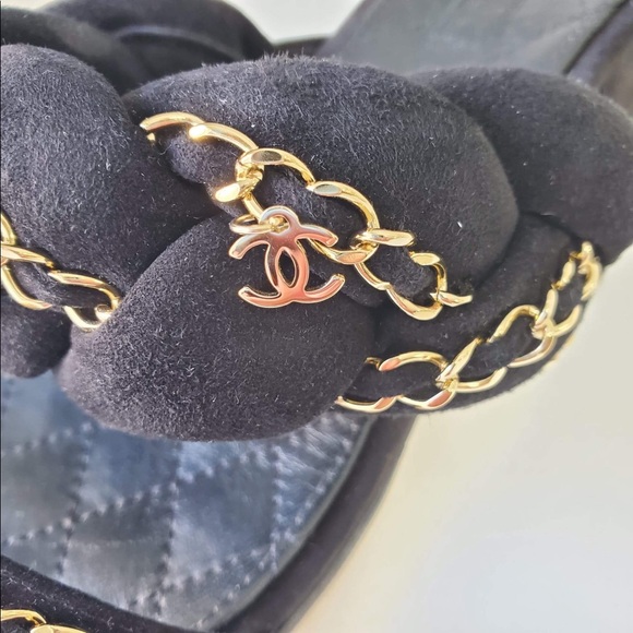 🔥 CHANEL SHOES 🔥 SUEDE AND LEATHER MATERIAL. SIZE 8C. DUST BAG. - Picture 3 of 10